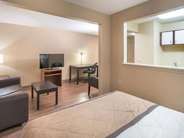 Extended Stay America Suites - Houston - Northwest - Hwy 290 - Hollister : photo 9 de la chambre studio de luxe avec 1 lit queen-size - non-fumeurs
