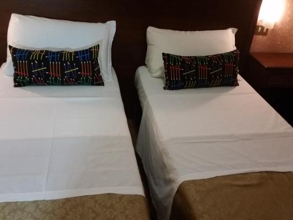 Hotel Chopin : photo 4 de la chambre chambre lits jumeaux