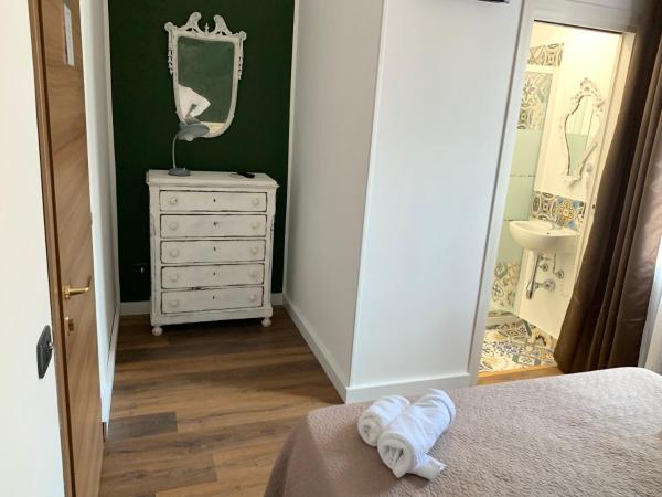 Cialoma B&B : photo 8 de la chambre chambre double avec salle de bains privative