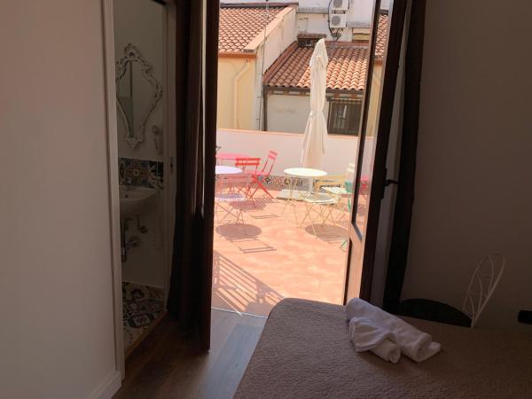 Cialoma B&B : photo 9 de la chambre chambre double avec salle de bains privative