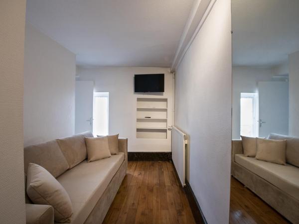 Hôtel des Tonneliers : photo 3 de la chambre chambre quadruple supérieure