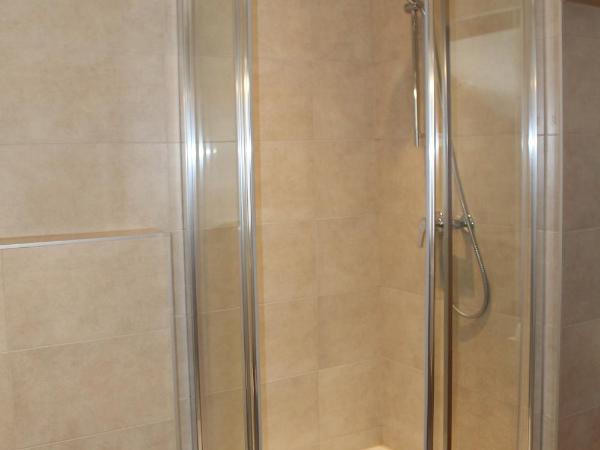 Appartement Steinbichler : photo 3 de la chambre chambre double ou lits jumeaux - vue sur ville