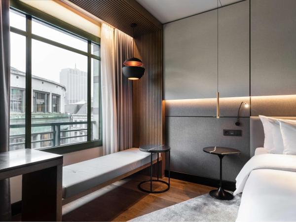 Radisson Collection Grand Place Brussels : photo 1 de la chambre chambre supérieure collection - Étage supérieur