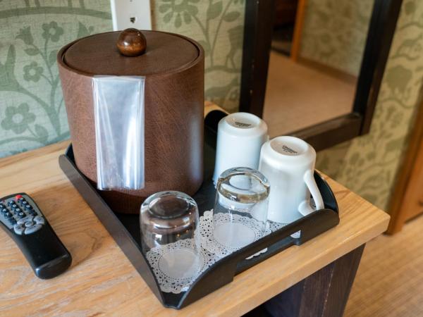 Fox Hotel and Suites : photo 5 de la chambre chambre lit queen-size