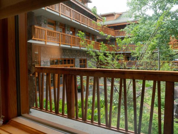 Fox Hotel and Suites : photo 5 de la chambre chambre double avec 2 lits doubles