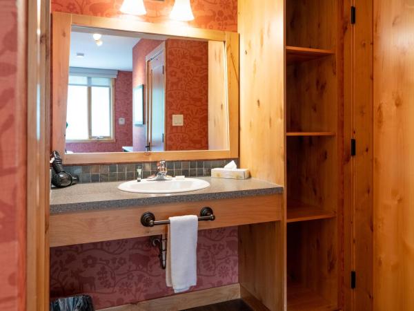 Fox Hotel and Suites : photo 10 de la chambre suite 2 chambres supérieure