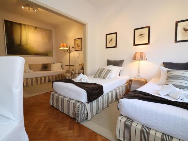 Discovery Apartment Expo : photo 7 de la chambre chambre familiale avec salle de bains privative