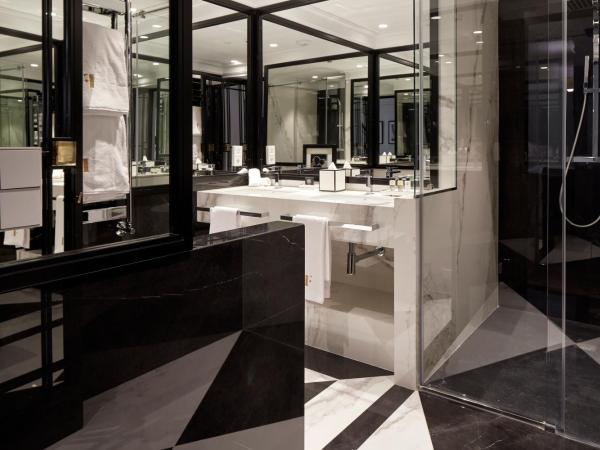 Hotel Boutique Villa Favorita : photo 7 de la chambre suite duplex avec terrasse - vue sur mer