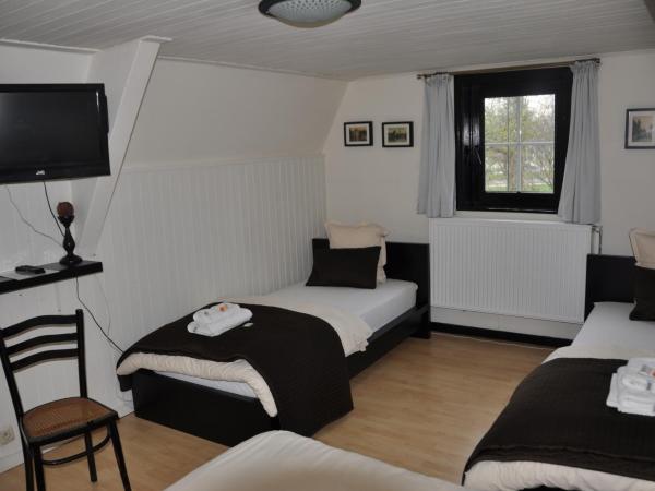 Hotel 'T Bagientje : photo 2 de la chambre chambre familiale