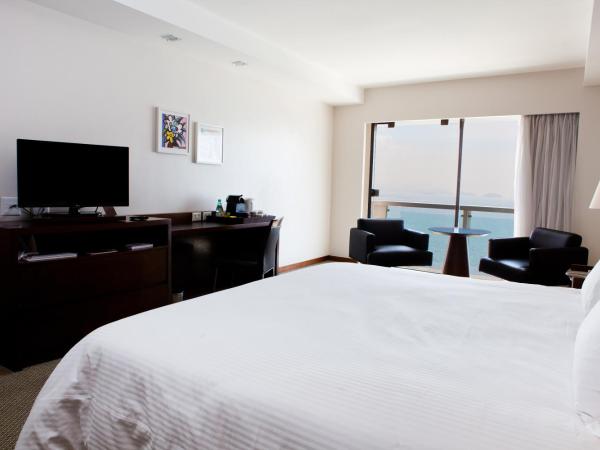 Rio Othon Palace : photo 3 de la chambre super chambre de luxe - vue frontale sur mer