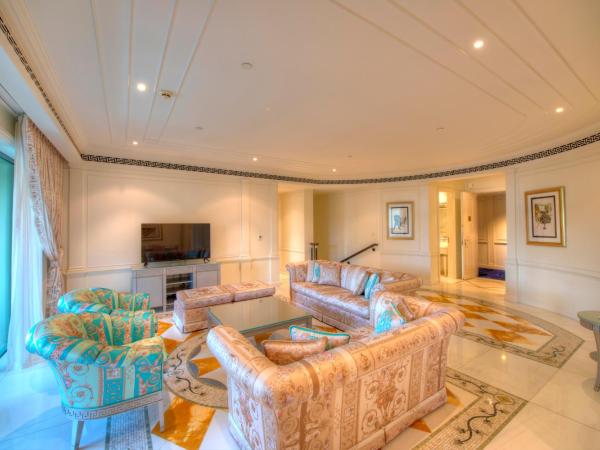 Palazzo Versace Dubai : photo 8 de la chambre villa versace royale