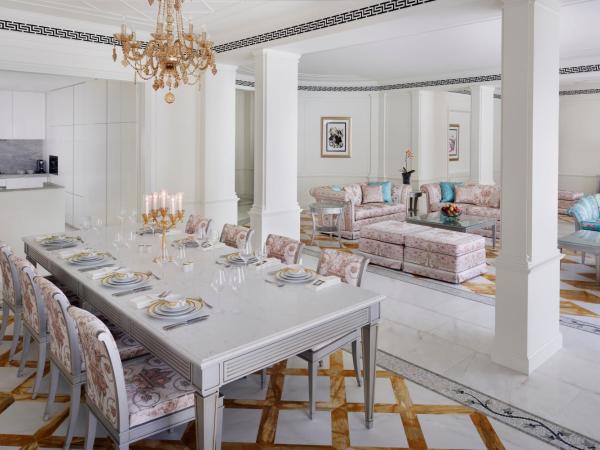 Palazzo Versace Dubai : photo 4 de la chambre villa versace royale