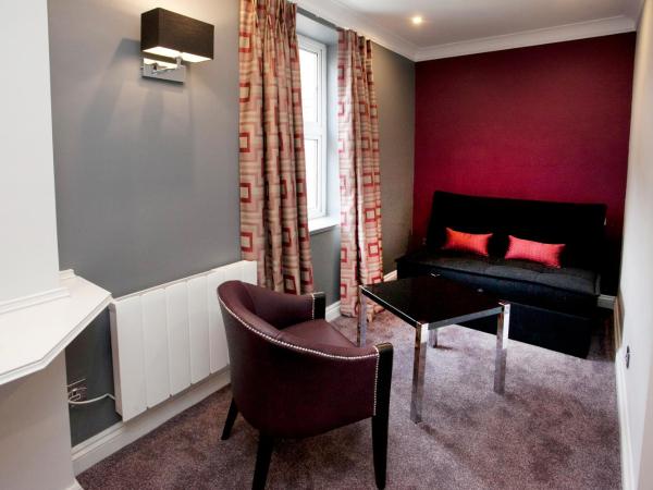 St James Hotel; BW Premier Collection : photo 5 de la chambre chambre exécutive avec lit king-size et canapé-lit