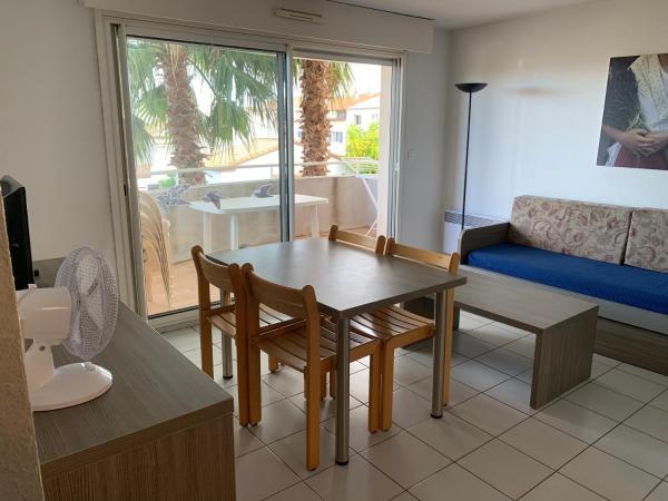 Résidence mayflower : photo 6 de la chambre appartement avec balcon