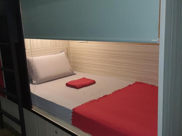 Cute Hotel & Dorms Ipoh : photo 1 de la chambre lit superposé dans dortoir mixte