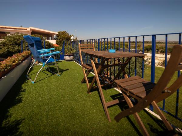 B&B Le Saline : photo 9 de la chambre chambre double - vue sur jardin