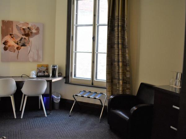 Hôtel Sainte-Anne : photo 2 de la chambre suite junior avec 2 lits