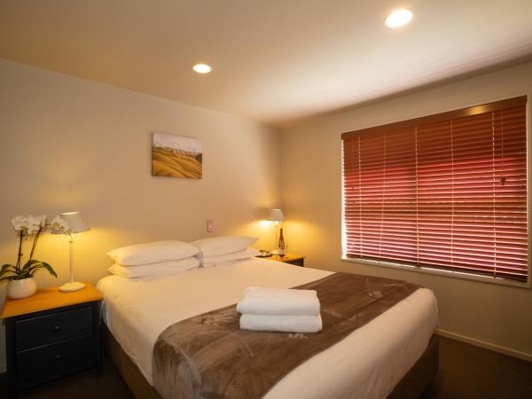 Cranbury Court Apartments : photo 4 de la chambre appartement 2 chambres avec balcon