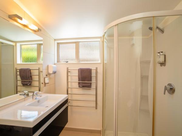 Cranbury Court Apartments : photo 10 de la chambre appartement 2 lits avec vue sur cour