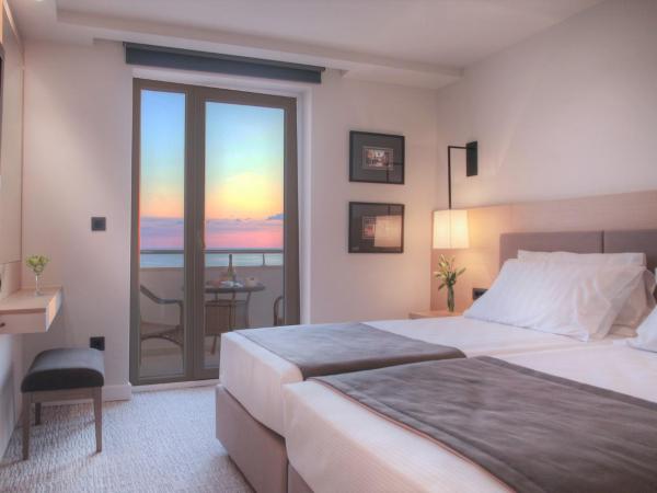 Royal Neptun Hotel : photo 10 de la chambre chambre avec balcon - vue mer panoramique