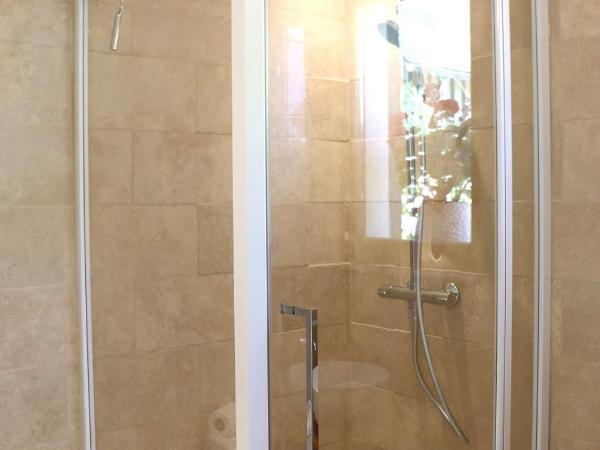 L'Herbe Haute : photo 7 de la chambre chambre double avec salle de bains privative