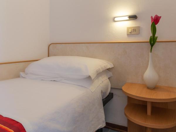 Hotel Beverly : photo 5 de la chambre chambre simple