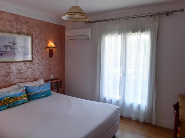 Hôtel Le Claridge : photo 2 de la chambre chambre double