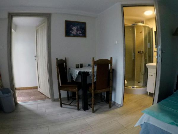 U Grażyny : photo 1 de la chambre chambre double deluxe avec douche