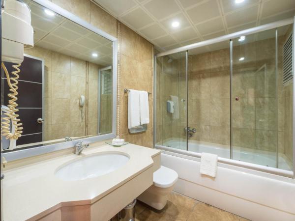 Hotel Ismira : photo 7 de la chambre chambre triple