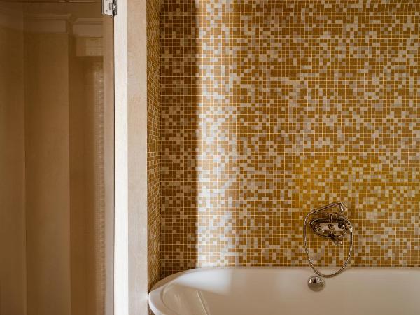 Nobu Hotel Warsaw : photo 6 de la chambre suite art déco