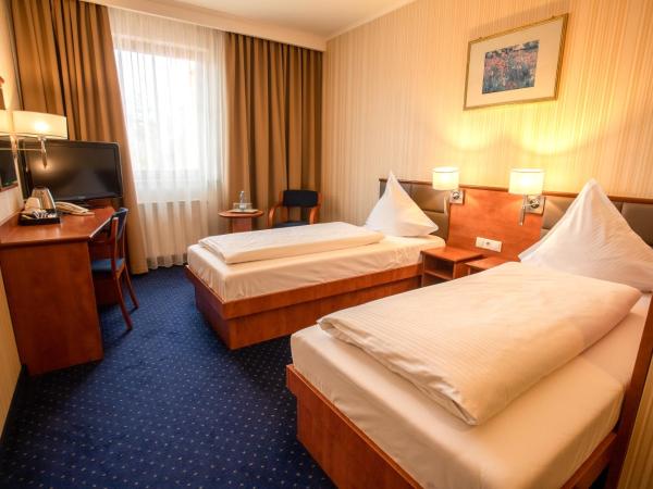 Business Hotel Vega Wrocław : photo 2 de la chambre chambre lits jumeaux