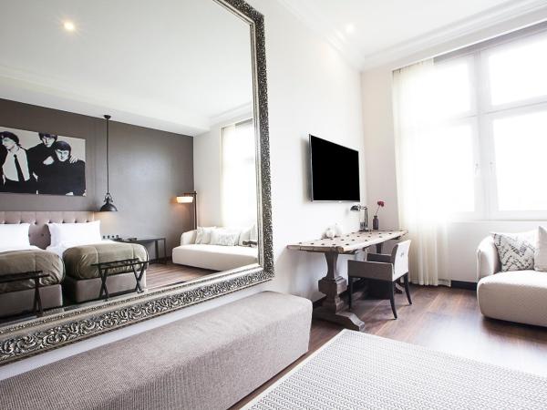 Quentin XL Potsdamer Platz : photo 2 de la chambre chambre lits jumeaux supérieure