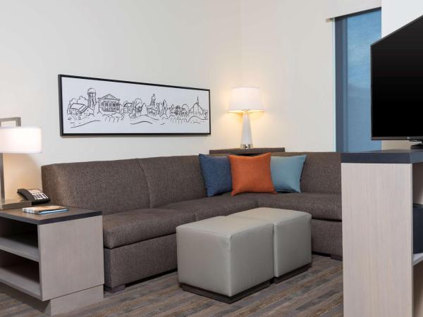 Hyatt House Austin/Downtown : photo 6 de la chambre studio lit king-size avec cuisine