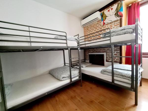 Arc House Madrid - Puerta del Sol Only Adults : photo 4 de la chambre lit simple dans dortoir pour femmes