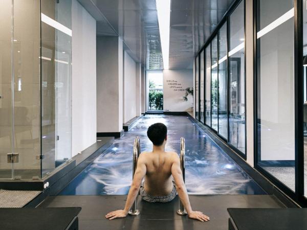 CREW Hotel : photo 2 de la chambre chambre double - vue sur piscine