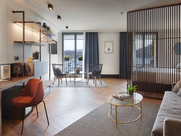 Hotel SANSEbay : photo 1 de la chambre suite - vue sur mer