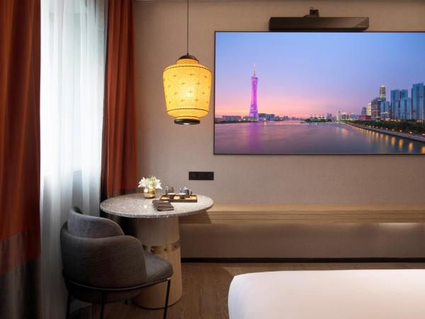 Arthur Hotel Zhujiang New Town Guangzhou- Free Shuttle Bus For Canton Fair : photo 6 de la chambre chambre lit king-size deluxe