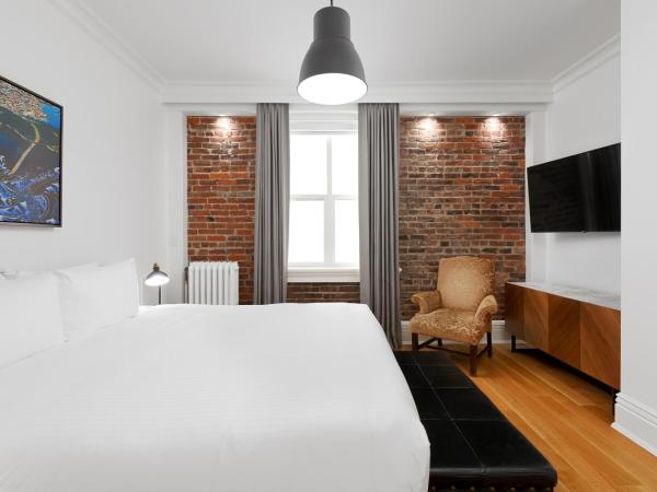 Victorian Hotel : photo 8 de la chambre chambre lit king-size héritage (salle de bains privative)