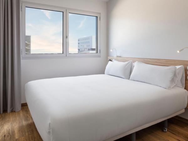 B&B HOTEL Lisboa Aeroporto : photo 2 de la chambre chambre double