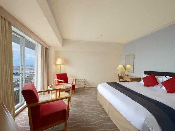 Kobe Meriken Park Oriental Hotel : photo 2 de la chambre chambre lit king-size standard
