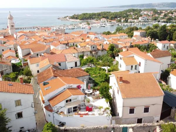 Summer Home in Krk Center 