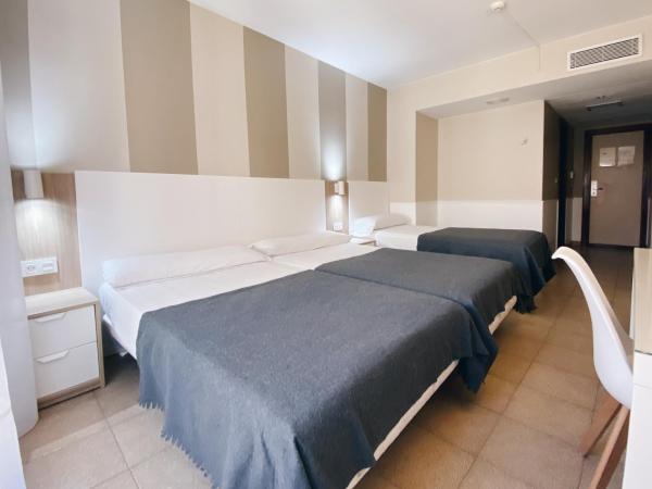 Hotel Rio Arga : photo 3 de la chambre chambre triple