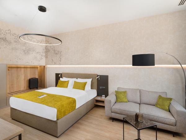 Hotel Vision Budapest by Continental Group : photo 1 de la chambre chambre double de luxe avec vue sur rue