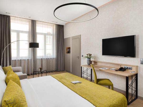 Hotel Vision Budapest by Continental Group : photo 2 de la chambre chambre double de luxe avec vue sur rue