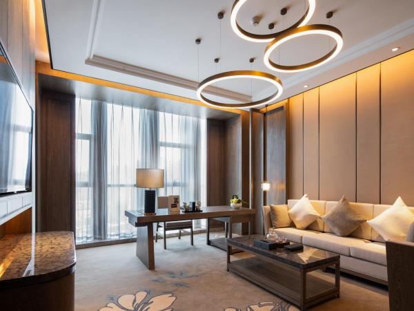 Jinling Grand Hotel : photo 1 de la chambre suite affaires