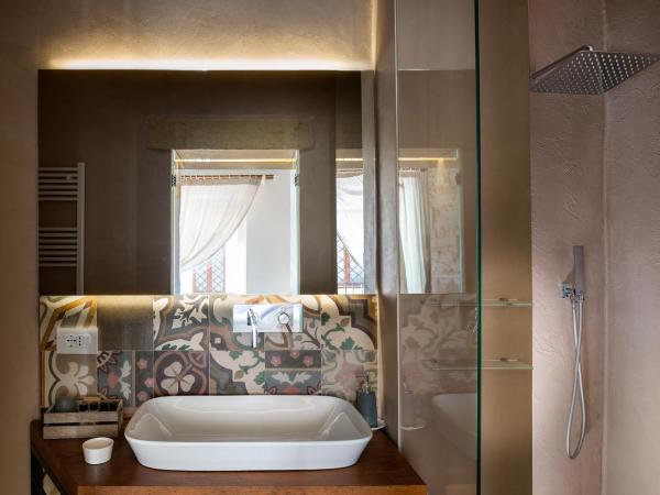 Palazzo Sant'Anna Lecce : photo 9 de la chambre chambre double deluxe avec balcon