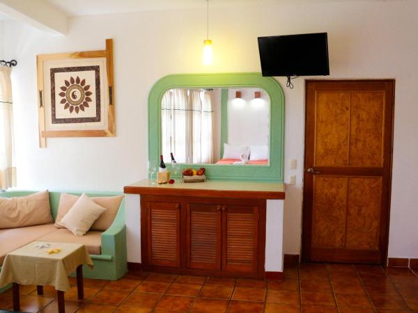 Hotel Careyes Puerto Escondido : photo 5 de la chambre chambre triple