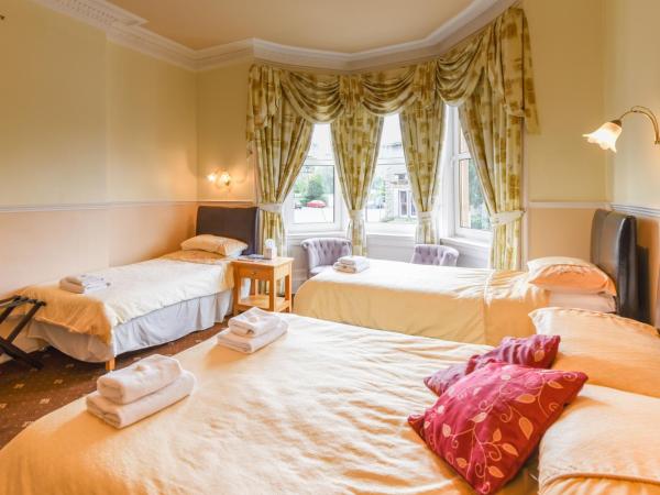 Brae Guest House : photo 2 de la chambre chambre quadruple avec douche