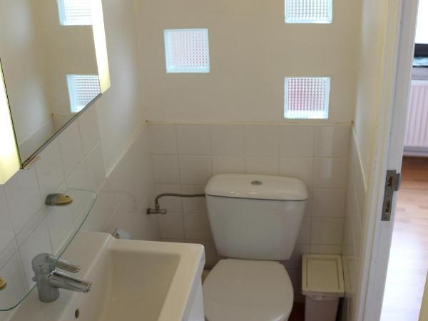Brussels BnB : photo 6 de la chambre chambre double avec salle de bains privative
