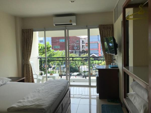 Subhamitra Hotel Hua Hin-SHA Certified : photo 5 de la chambre chambre familiale - b